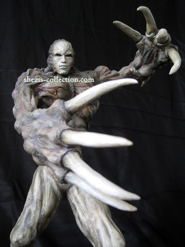 Resident Evil Statues